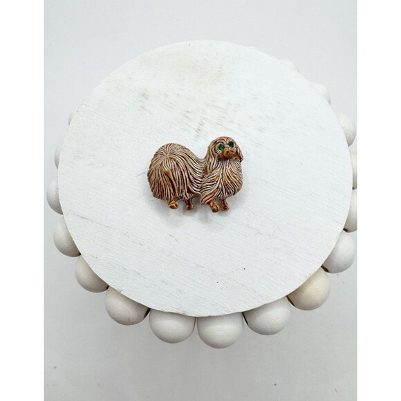 Gerry's Pekingese Dog Pin Enamel Brooch Pin Brown  Green Rhinestone Eyes Kitschy - Picture 3 of 7